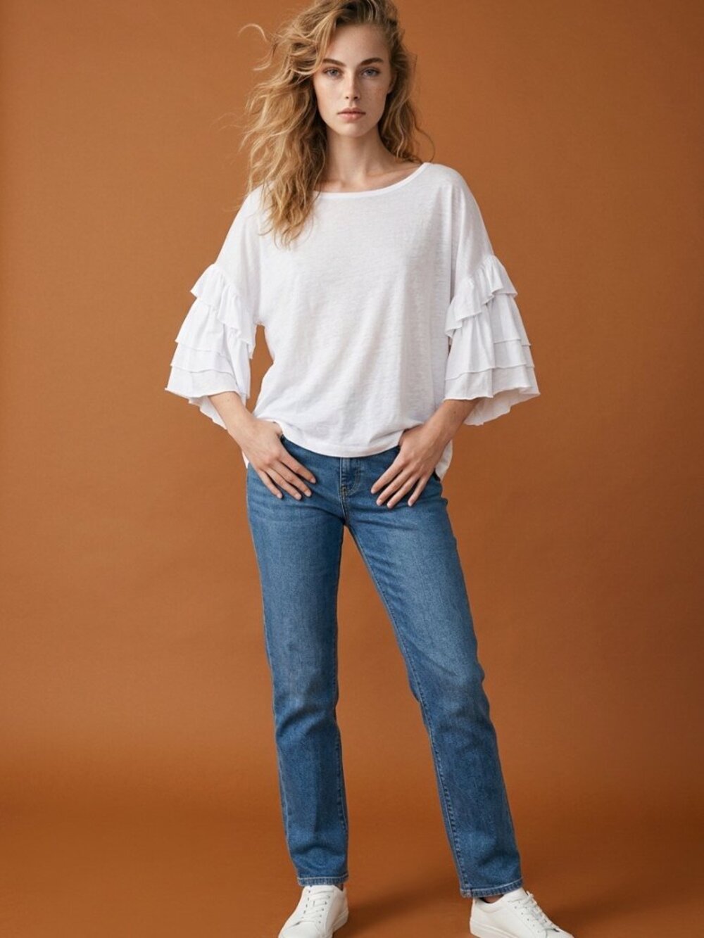 Chaser White Women's Ruffle Sleeve Top Tee - Medium (NWOT)